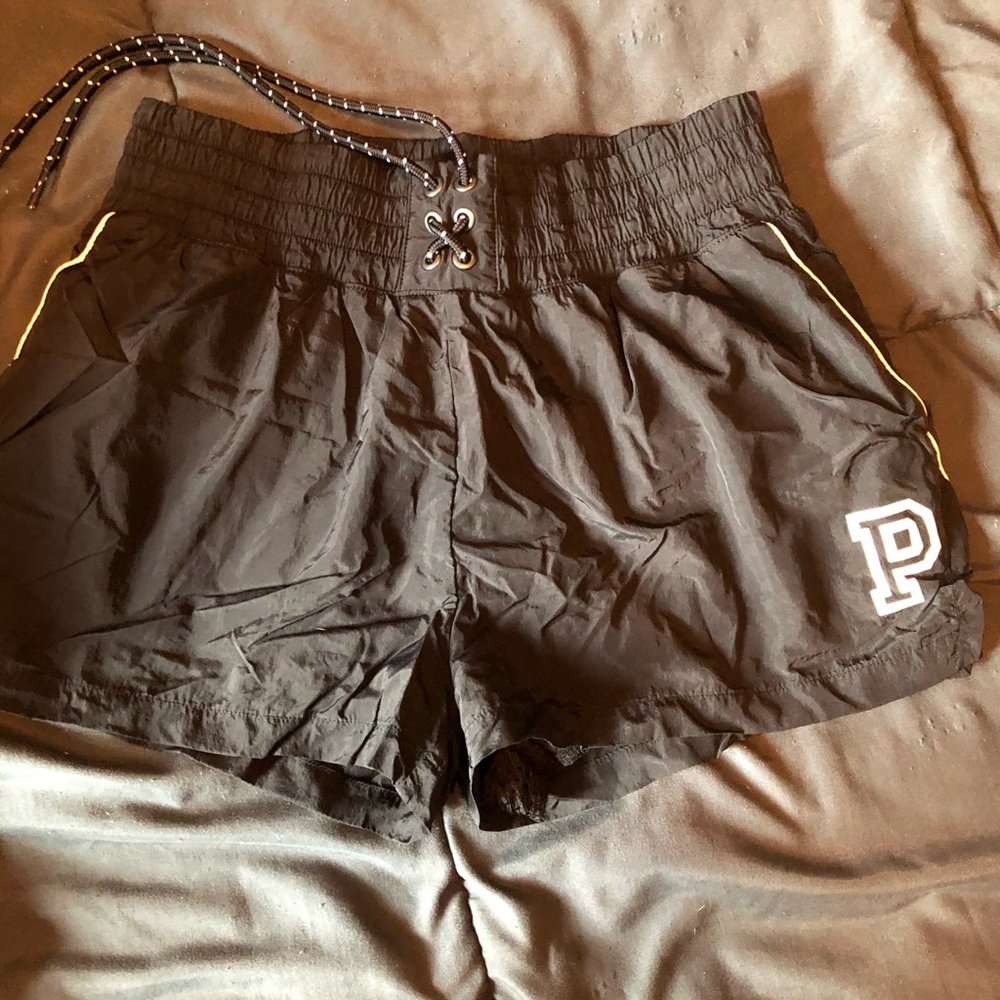 Womens XS VS pink shorts